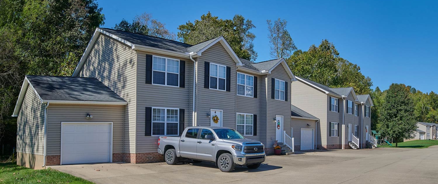 Hidden Brook Apartments and Townhomes